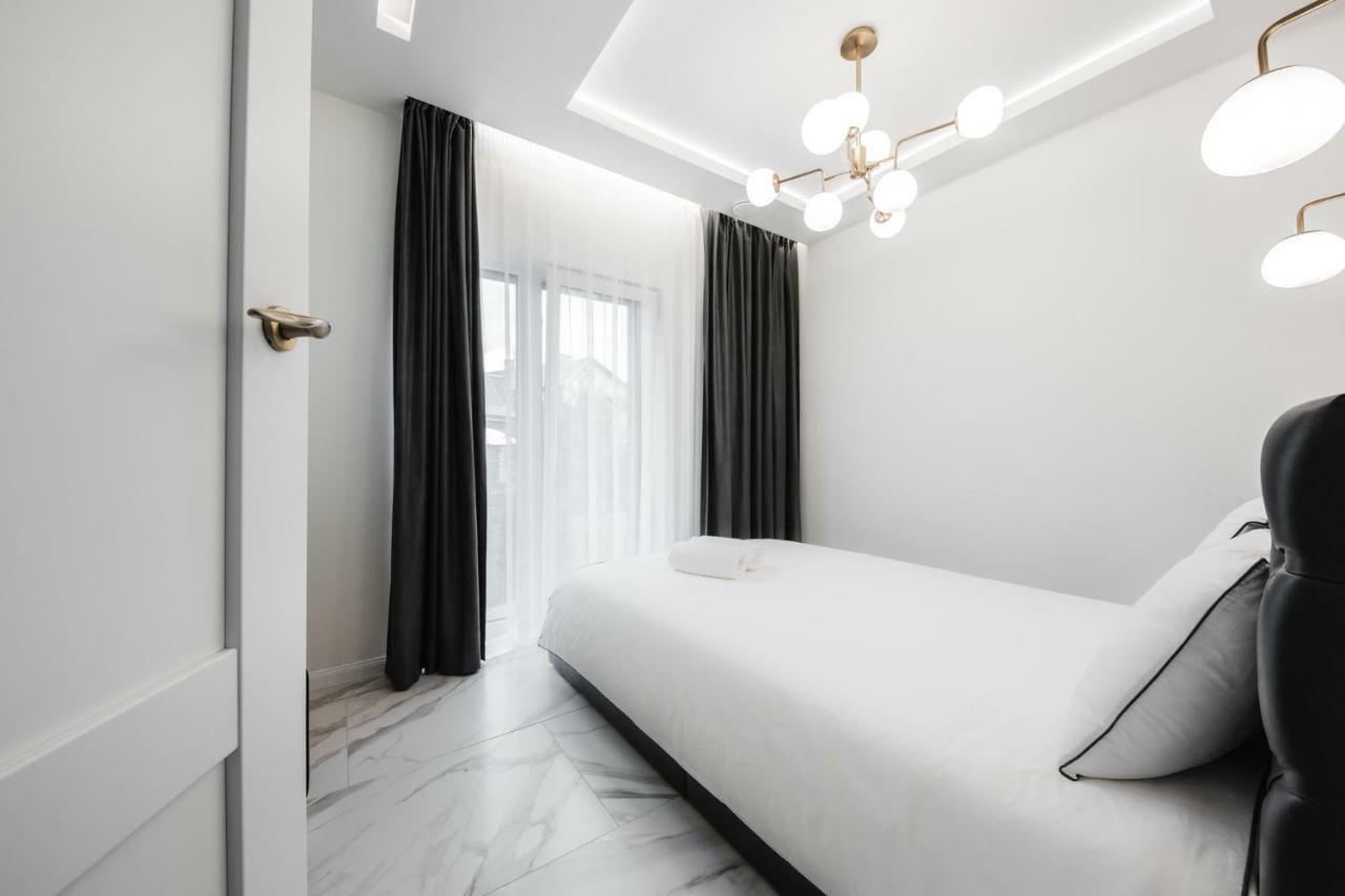 Luxury Suites Kaunas Exterior foto